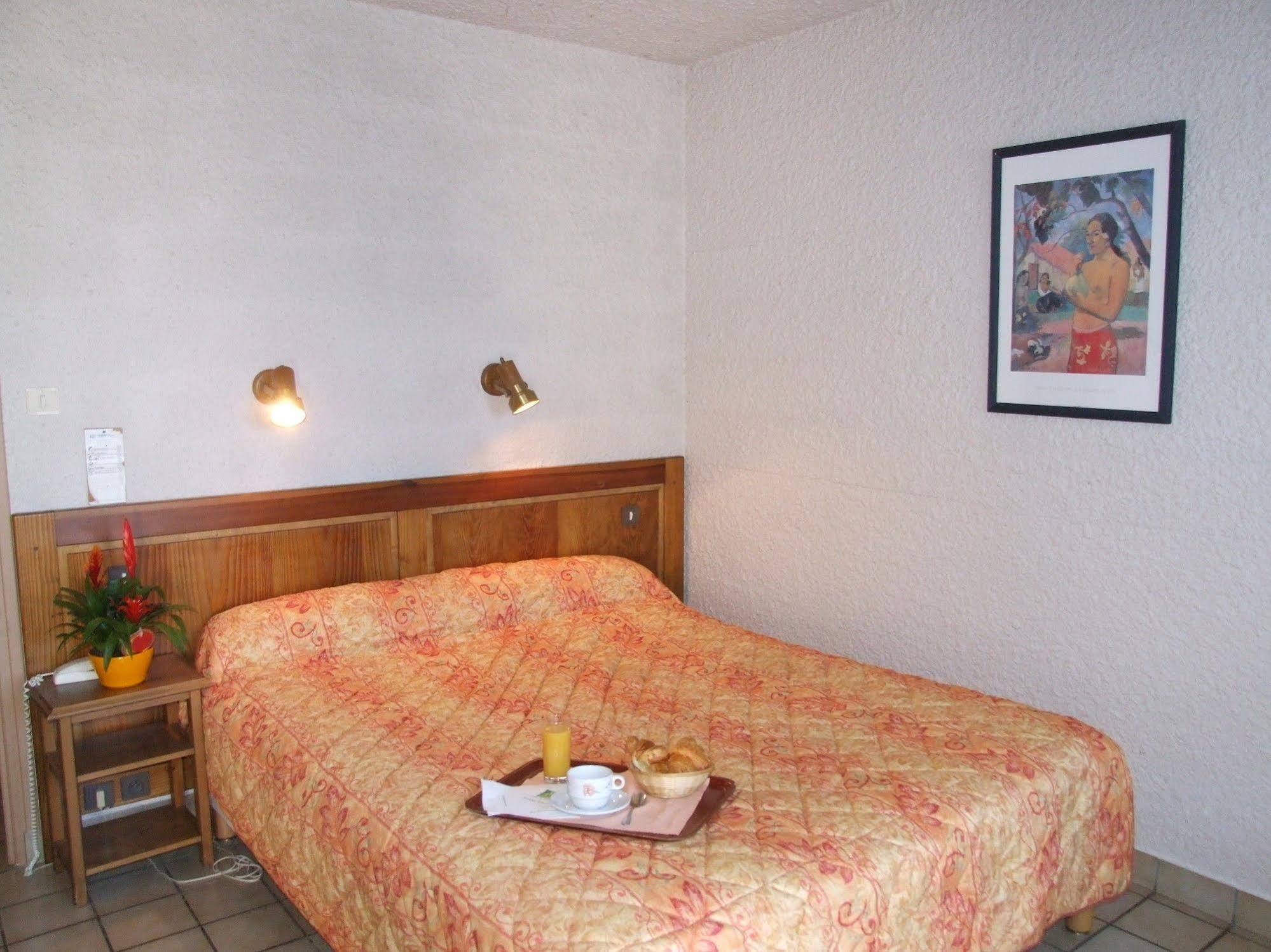 Hotel & Restaurant Azur La Freissinouse Esterno foto